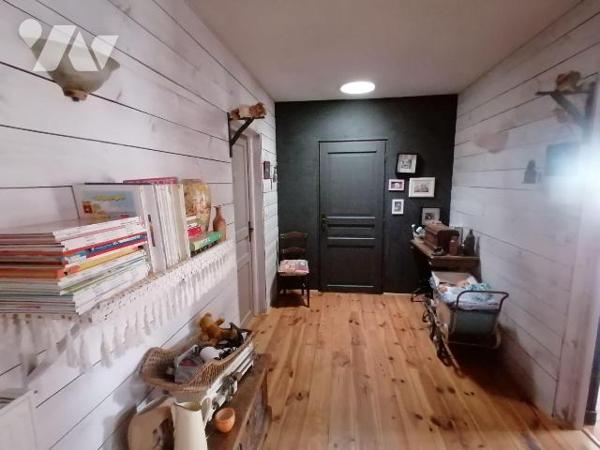 NOUVEAUTE TRENTE CINQ NOTAIRES ! VOTRE NOTAIRE DE BREAL SOUS MONTFORT.

Situé au calme de la ...