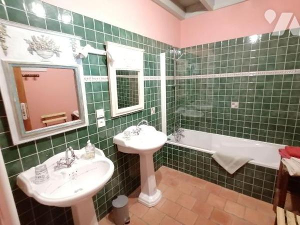 NOUVEAUTE TRENTE CINQ NOTAIRES ! VOTRE NOTAIRE DE BREAL SOUS MONTFORT.

Situé au calme de la ...