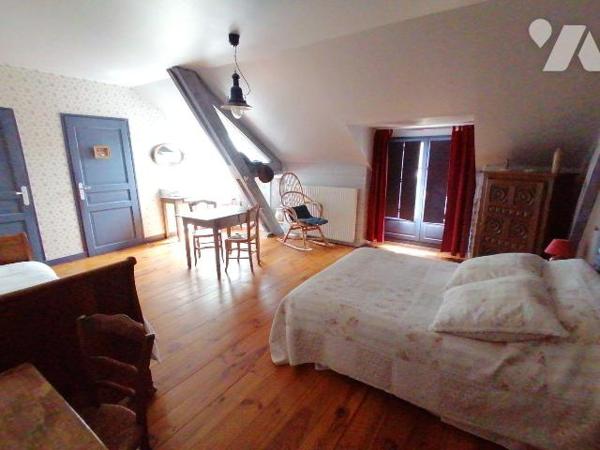 NOUVEAUTE TRENTE CINQ NOTAIRES ! VOTRE NOTAIRE DE BREAL SOUS MONTFORT.

Situé au calme de la ...