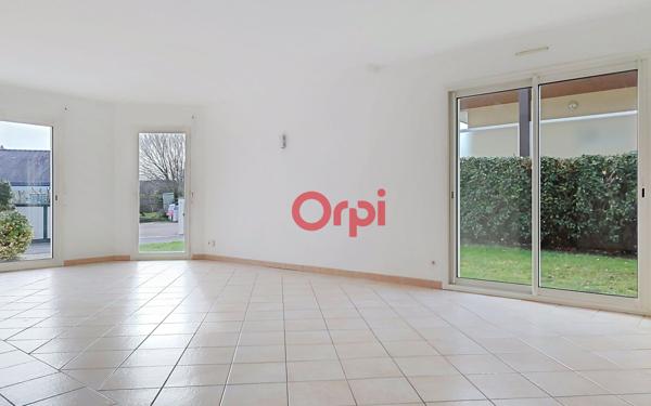 Maison à vendre    6 pièces •  Theix