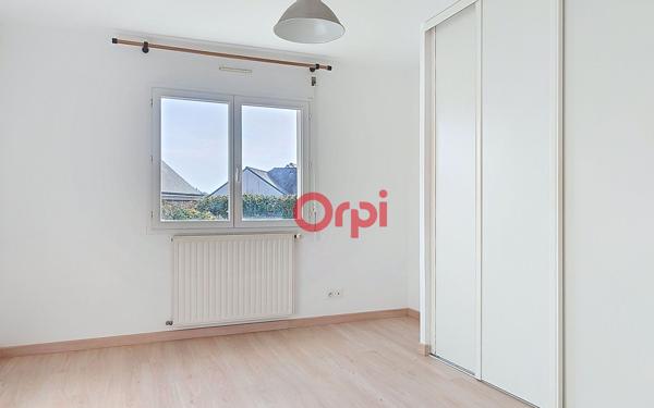 Maison à vendre    6 pièces •  Theix