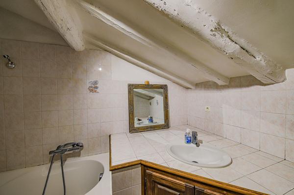 Location appartement San-Martino-di-Lota - 3 pièce(s) - 63 m² - 650 €/mois