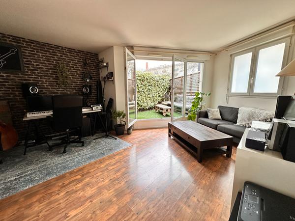 MEUDON - Montalets, limite Issy, agréable 2 pièces avec terrasse plein sud €325 000 ** - Référence 613-C