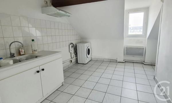 Appartement F3 à vendre  3 pièces - 63,12 m 2   MONTLUCON  - 03