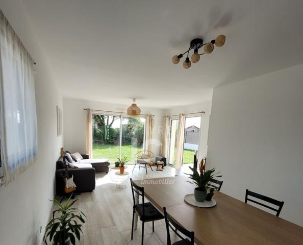 Maison Chaumes En Retz 3 pièce(s) 82.82 m2