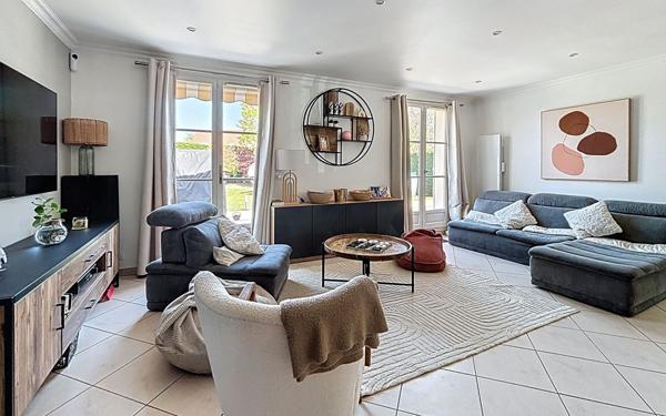 Maison à vendre    5 pièces • 145 m2 Ozoir-la-Ferrière