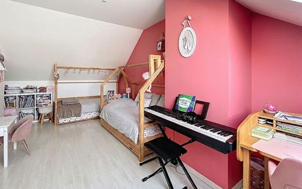 Maison à vendre    5 pièces • 145 m2 Ozoir-la-Ferrière