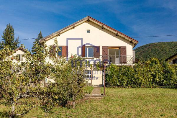 Maison 5 pièces                                        - 38220 Vizille Réf : 21792