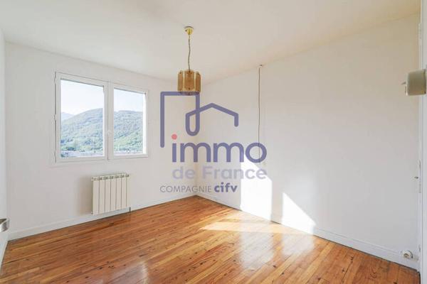 Maison 5 pièces                                        - 38220 Vizille Réf : 21792