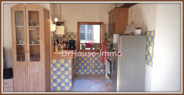 Immeuble à vendre 16 pièces de 384 m²