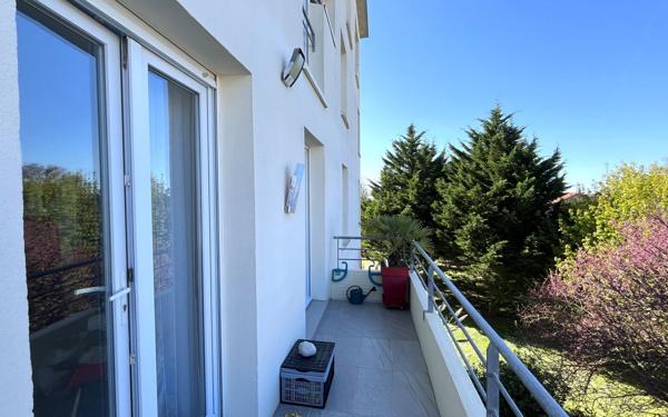 Appartement à vendre    3 pièces • 72 m2 La Rochelle