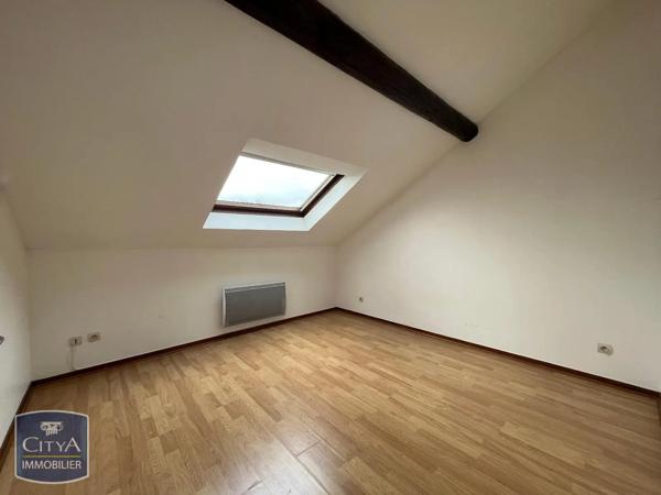 Appartement à louer 2 pièces 27.77m² Reims (51100)