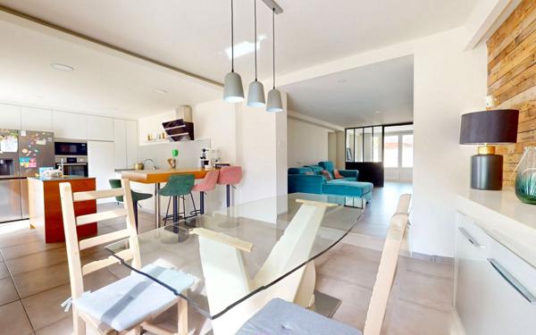 Maison à vendre    5 pièces •  Craponne