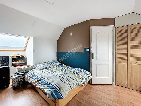 Vente maison de 117m², 4 chambres, 2 garages, sur un terrain de plus de 600m² à Chateauneuf-sur-Sarthe