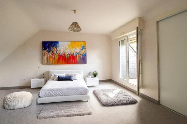 À Ploeren Luscanen, Maison Lumineuse présentant de beaux volumes, Terrasse Exposition Sud