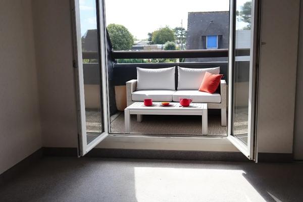 À Ploeren Luscanen, Maison Lumineuse présentant de beaux volumes, Terrasse Exposition Sud