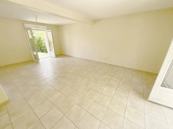 Pavillon Type 6 de 100m2 sur S/Sol , Agglo sud