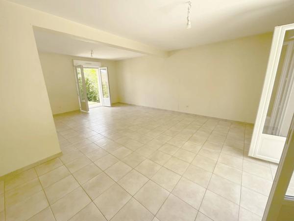 Pavillon Type 6 de 100m2 sur S/Sol , Agglo sud