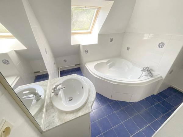 Pavillon Type 6 de 100m2 sur S/Sol , Agglo sud