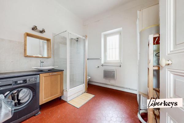 Appartement T2 - Salon centre