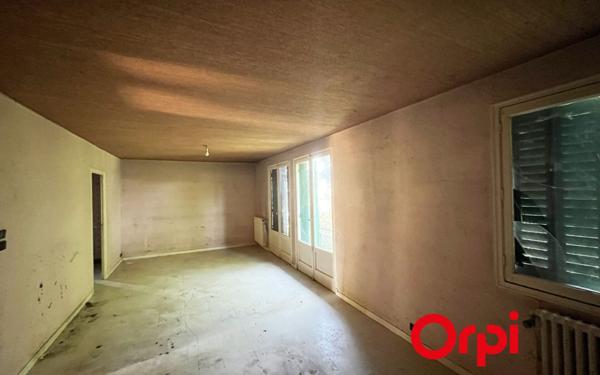 Maison à vendre    5 pièces • 90 m2 Irigny