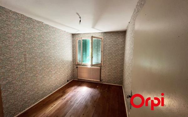 Maison à vendre    5 pièces • 90 m2 Irigny