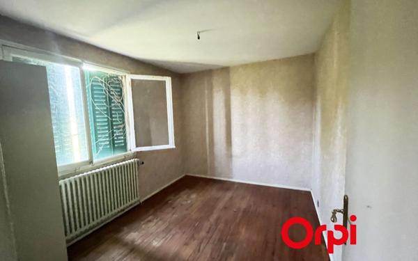 Maison à vendre    5 pièces • 90 m2 Irigny