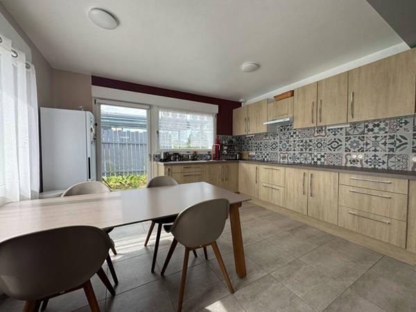 Maison - 5 pièces - 101 m²