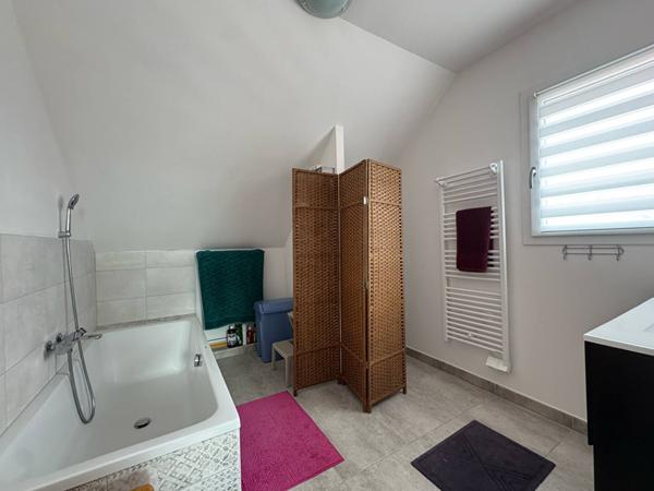 Maison - 5 pièces - 101 m²