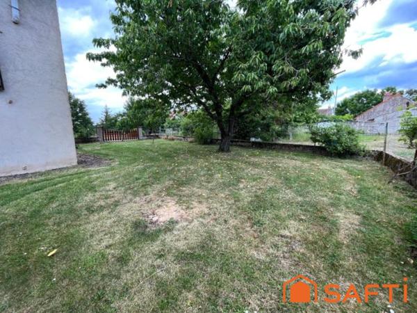 MAISON DE VILLAGE AVEC DEPENDANCES à 20 minutes Beaune  /30 min Chalon sur Saône