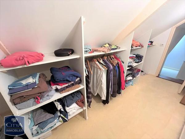 Appartement à louer 4 pièces 100.67m²