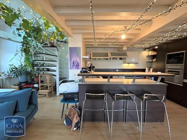 Appartement à louer 4 pièces 100.67m²