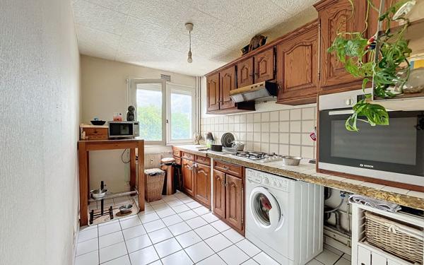 Appartement à vendre    3 pièces • 69,44 m2 Pau
