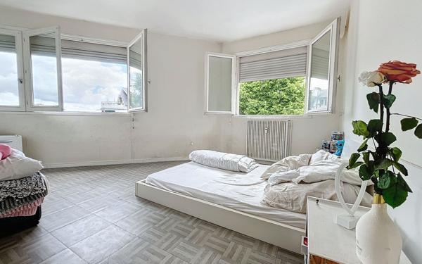 Appartement à vendre    3 pièces • 69,44 m2 Pau