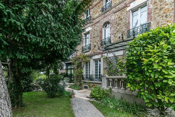 Maison à vendre    6 pièces •  Sucy-en-Brie