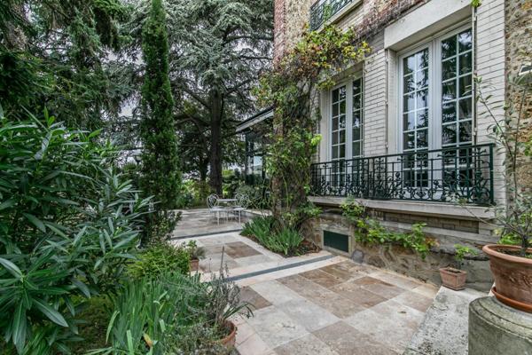 Maison à vendre    6 pièces •  Sucy-en-Brie