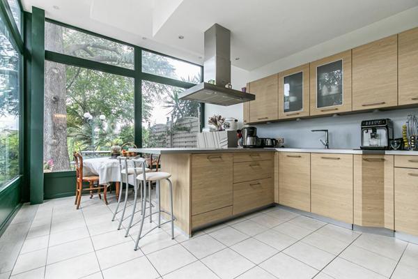 Maison à vendre    6 pièces •  Sucy-en-Brie