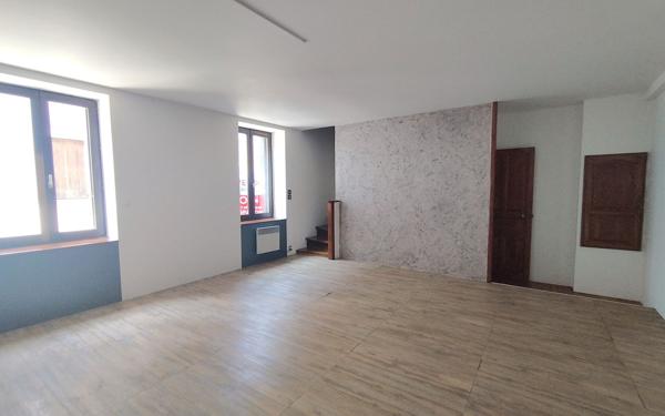 Maison à vendre    4 pièces • 96,47 m2 Espalion