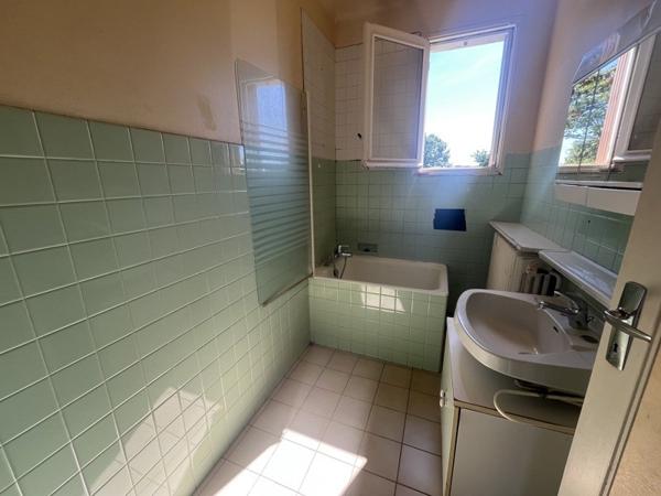 Maison à vendre 86 336 € Biars-sur-Cère 3 p 65 m² DPE F