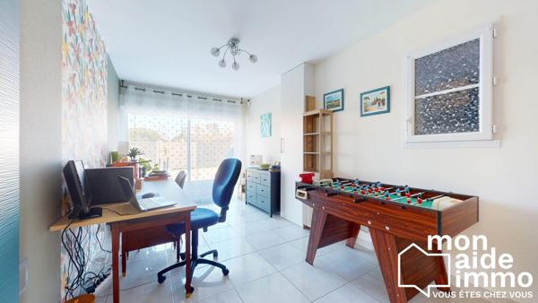 Jolie maison individuelle 3 chambres+ bureau, garage, jardin