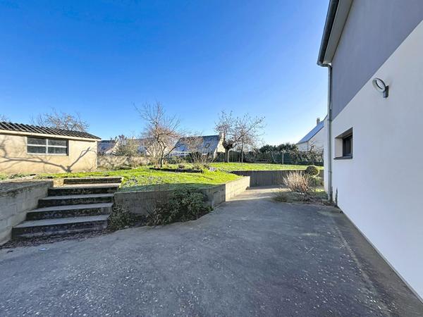 A vendre - Maison non mitoyenne de 200 m², 4 chambres, avec jardin (terrain de 850 m²) et garage "Les Ponts de Cé / Proche La Pyramide"