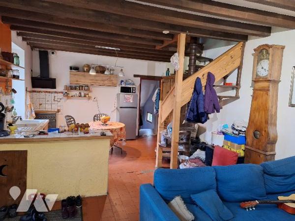 Maison isolée, IVOY-LE-PRE