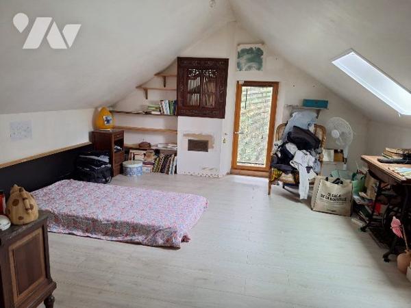 Maison isolée, IVOY-LE-PRE