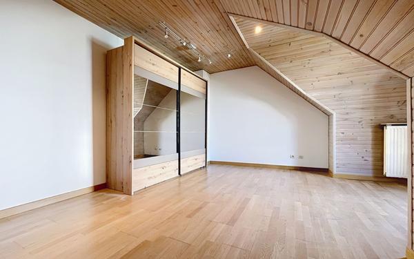 Maison à vendre    6 pièces •  Viry-Châtillon