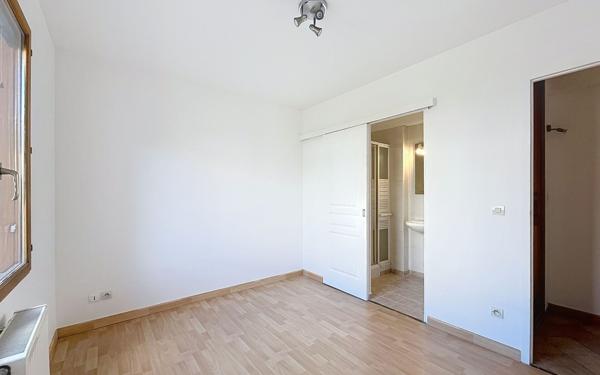 Maison à vendre    6 pièces •  Viry-Châtillon