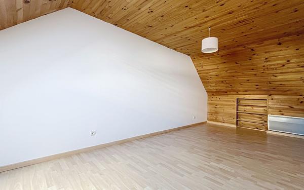 Maison à vendre    6 pièces •  Viry-Châtillon