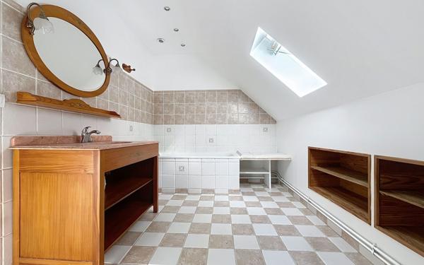 Maison à vendre    6 pièces •  Viry-Châtillon