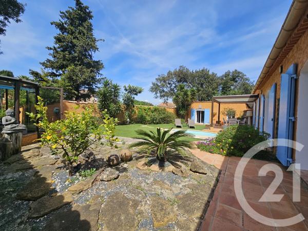 Maison à vendre  5 pièces - 137,77 m 2   SIX FOURS LES PLAGES  - 83