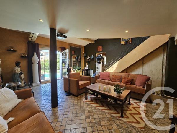 Maison à vendre  5 pièces - 137,77 m 2   SIX FOURS LES PLAGES  - 83