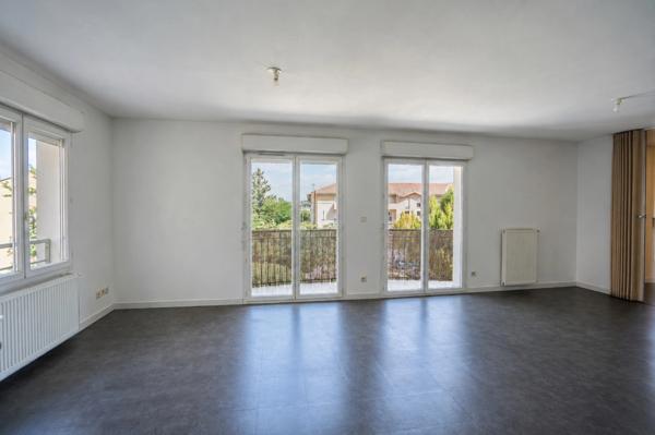 Appartement à vendre 3 pièces avec garage JASSANS RIOTTIER (01)